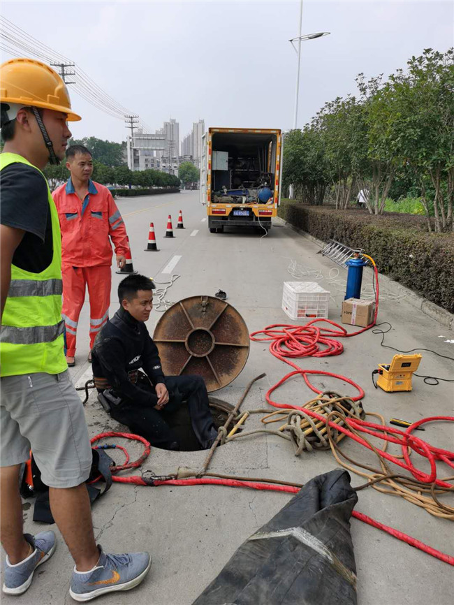 乐东翻衬法管道修复技术主要工序
