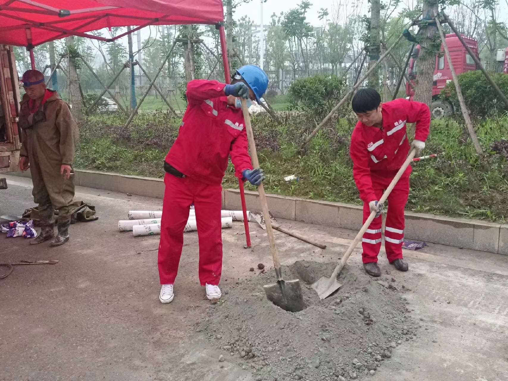 乐东管道疏通哪家好】及时进行市政管道清淤